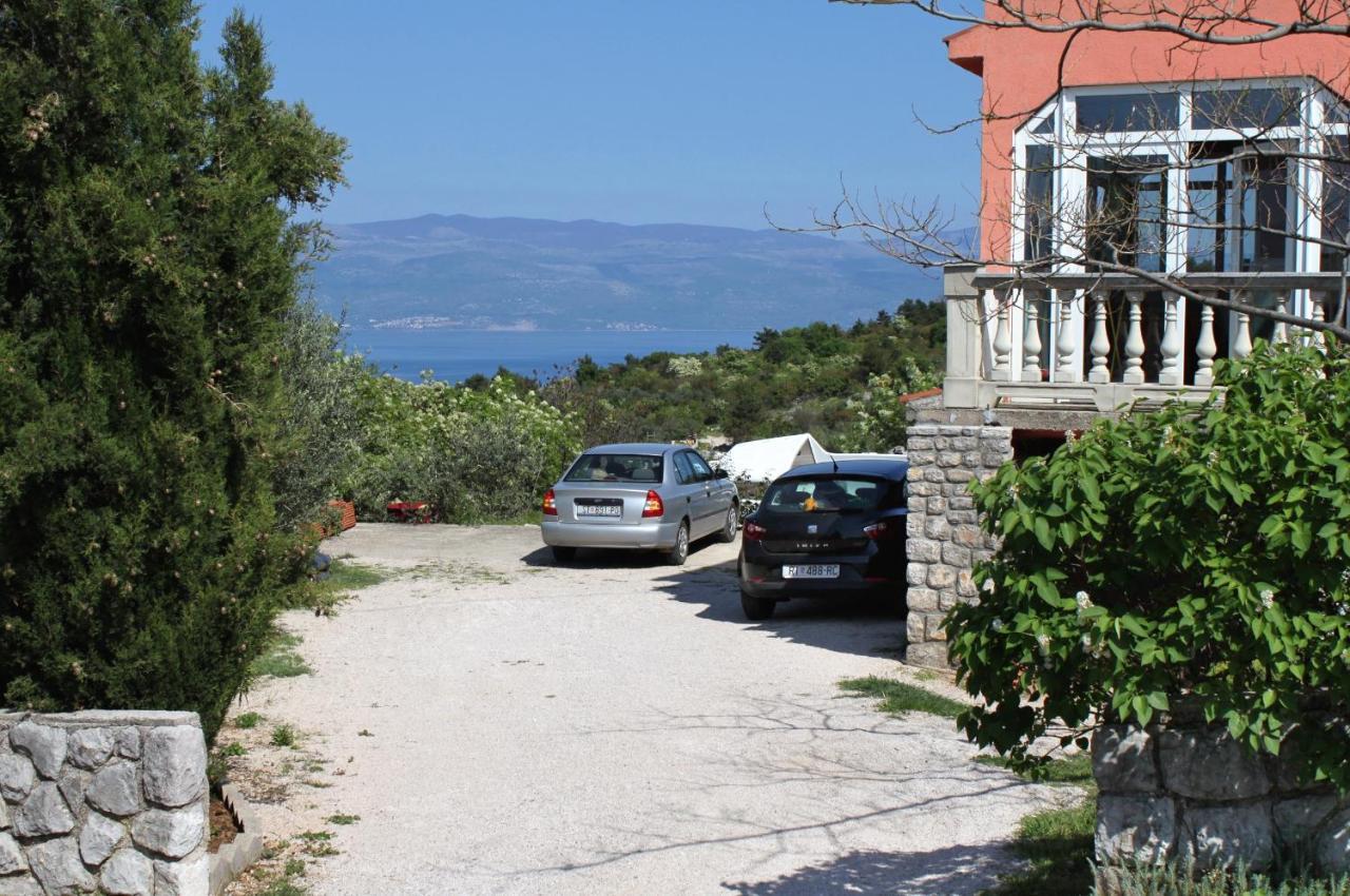 Apartments With A Parking Space Vrbnik, Krk - 429 المظهر الخارجي الصورة