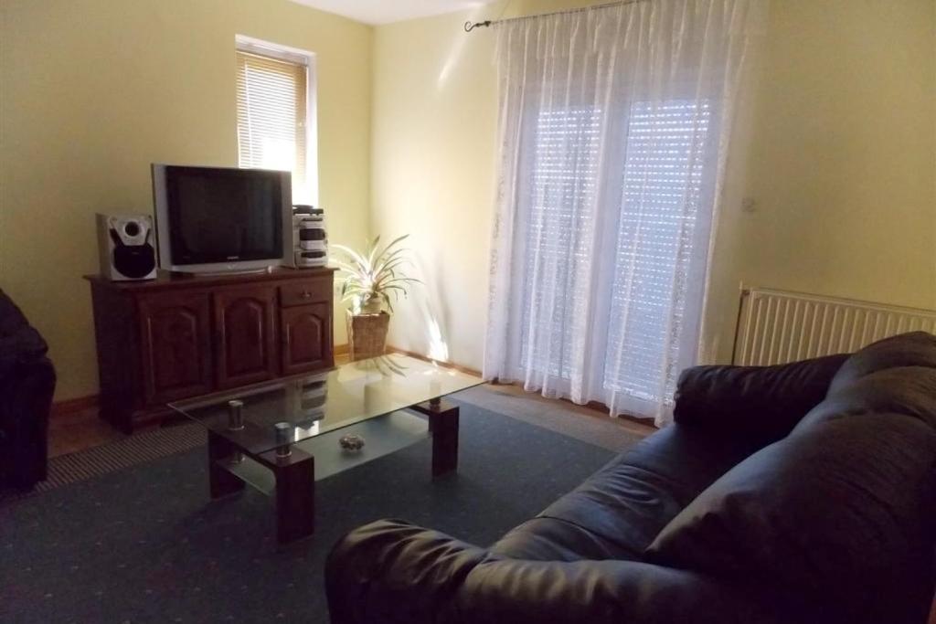 Apartments With A Parking Space Vrbnik, Krk - 429 المظهر الخارجي الصورة